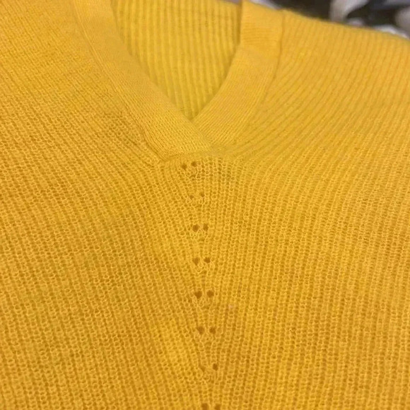 JCrew feather weight cashmere polo sweater - Picture 3 of 3